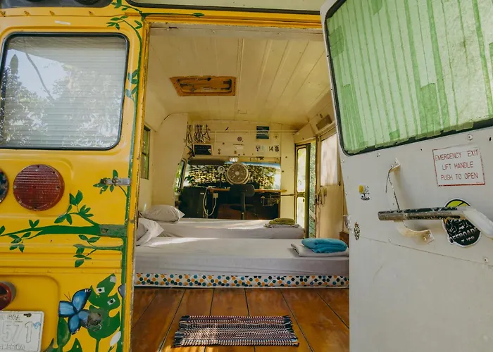 Camping Chilamate Rainforest Retreat